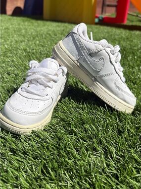 Kids White Leather Sneakers with Cream-Trim Sole